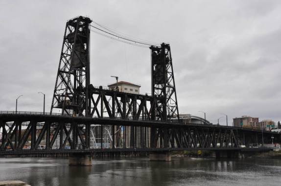 A famosa Iron Bridge, sobre o Columbia River, em Portland, no Oregon, oeste dos Estados Unidos